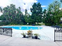 2001 Hallmark Winchester IV Manufactured Home