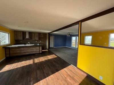 Photo 5 of 11 of home located at 7112 Grace Ln Sealy, TX 77474