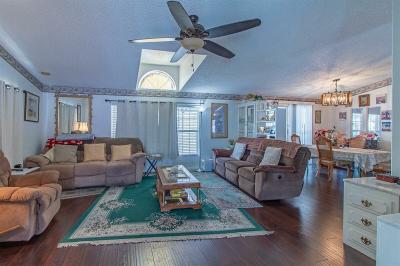 Photo 3 of 26 of home located at 147 Le Arta Dr. Henderson, NV 89074