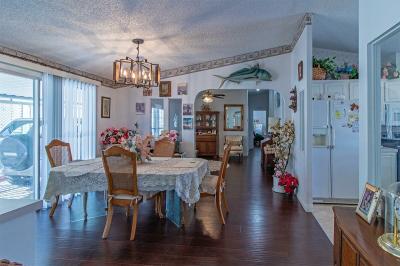 Photo 5 of 26 of home located at 147 Le Arta Dr. Henderson, NV 89074