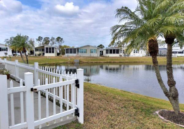 2002 CHNC Mobile Home