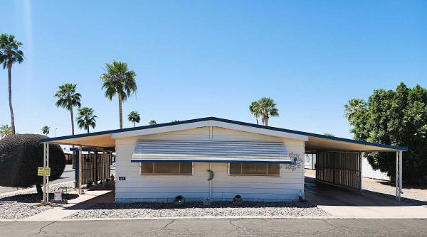 1981 SKYLINE CORPORATION Mobile Home For Sale