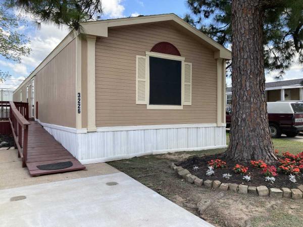2000 Oakwood Mobile Home For Sale