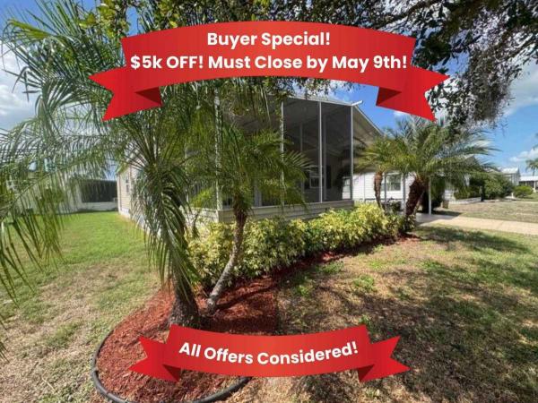 Photo 1 of 2 of home located at 3803 Buena Vista Drive South Ellenton, FL 34222