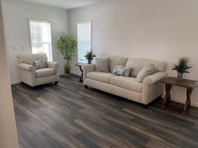 Photo 3 of 15 of home located at 633 Chestnut Court Deland, FL 32724