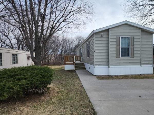 2021 Champion Manufactured Home