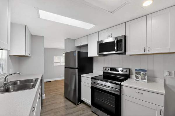 1977 TWLM Manufactured Home