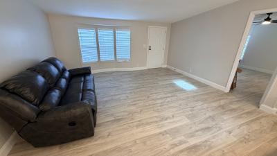 Photo 3 of 28 of home located at 6998 W Bedfordshire Loop Homosassa, FL 34446