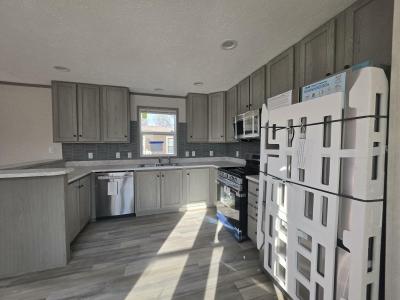 Mobile Home at 35 C St SW Navarre, OH 44662