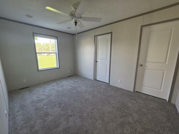 2026 Clayton 95PLH16763E (w/Porch) Mobile Home