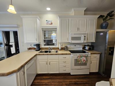 Photo 5 of 15 of home located at 7125 Fruitville Rd., Site Ob04 Sarasota, FL 34240