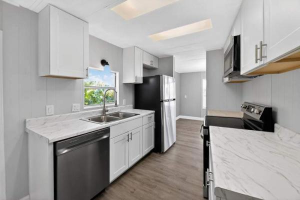 1980 Miller Manufactured Home