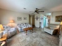 1990 Palm PH093666A/B Mobile Home