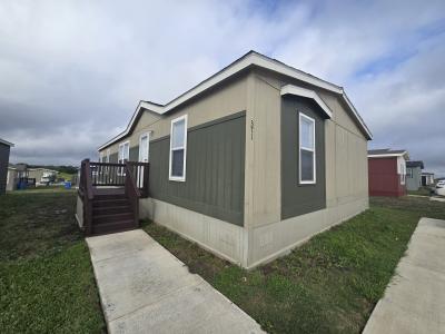 Mobile Home at 371 Pineland Avenue Kyle, TX 78640
