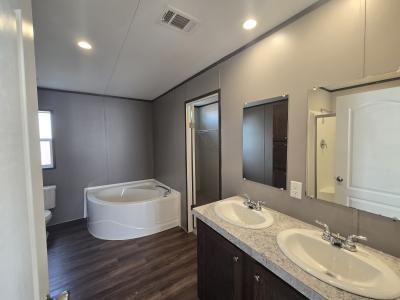 Photo 3 of 11 of home located at 371 Pineland Avenue Kyle, TX 78640