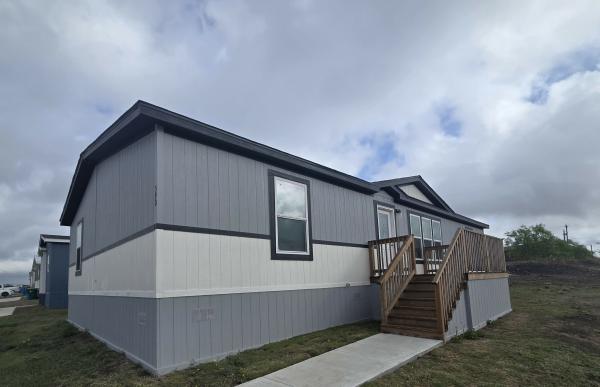 2025 Champion WS3256H32025 Mobile Home