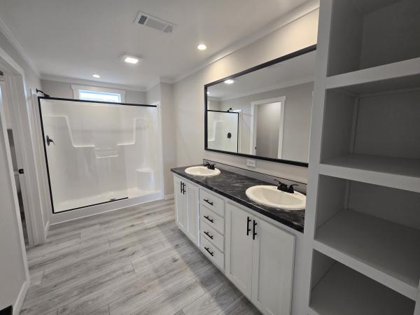 2025 Champion WS3256H32025 Mobile Home