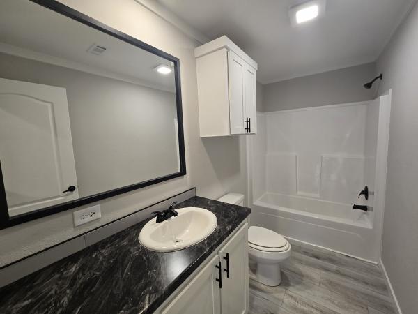 2025 Champion WS3256H32025 Mobile Home