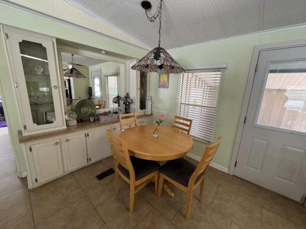 1984 Barrington Manufactured Home