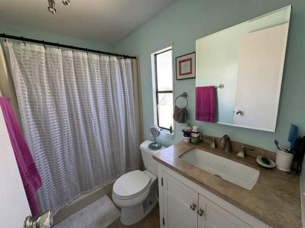 1984 Barrington Manufactured Home