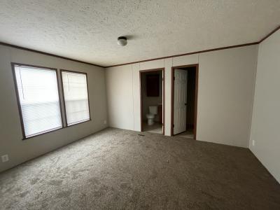 Photo 4 of 10 of home located at 5090 Brixham Ct Sterling Heights, MI 48310