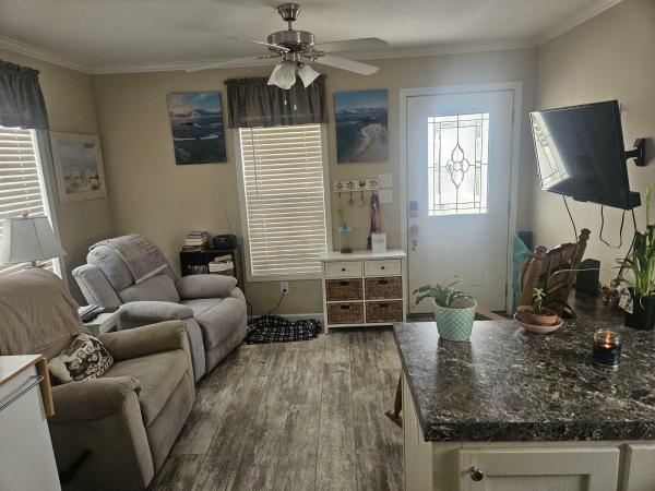 2017 CHAMPION RH1431Z Mobile Home