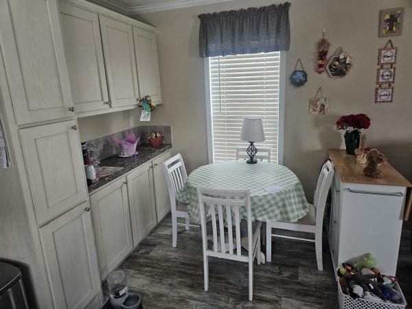 2017 CHAMPION RH1431Z Mobile Home