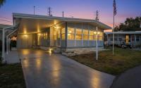 1968 Hillcrest Manufactured Home