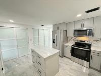 1981 ECP32 Tropicaire Elite Manufactured Home