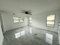 1981 ECP32 Tropicaire Elite Manufactured Home
