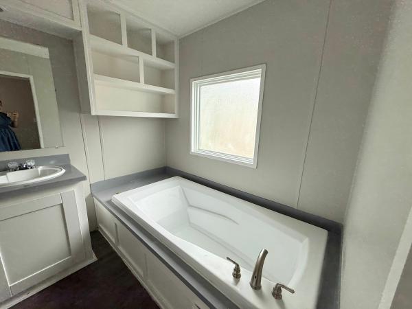 2015 Clayton Homes Inc Decision Maker Mobile Home