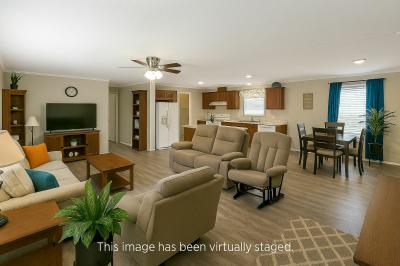 Mobile Home at 2702 Sue Ellen Dr Lot Se2702 Knoxville, TN 37921