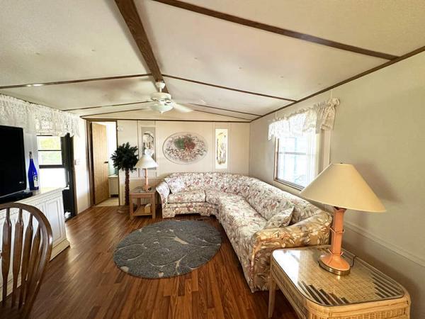 1987 CLAR Manufactured Home