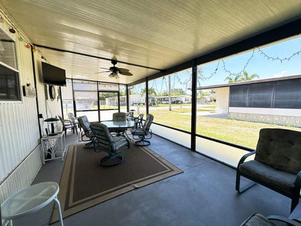 1987 CLAR Manufactured Home