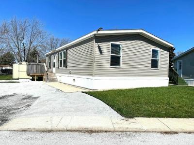 Mobile Home at 117 Chillon Drive Lynwood, IL 60411
