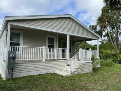 Photo 3 of 8 of home located at 7070 Bartlett Ct. Ellenton, FL 34222