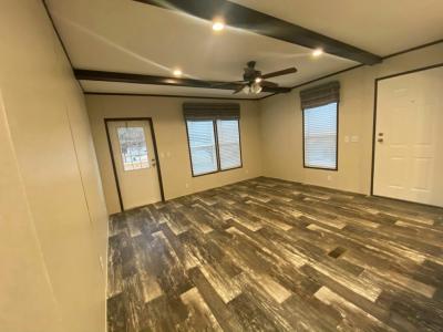 Photo 4 of 13 of home located at 19 Adam Drive Birmingham, AL 35215