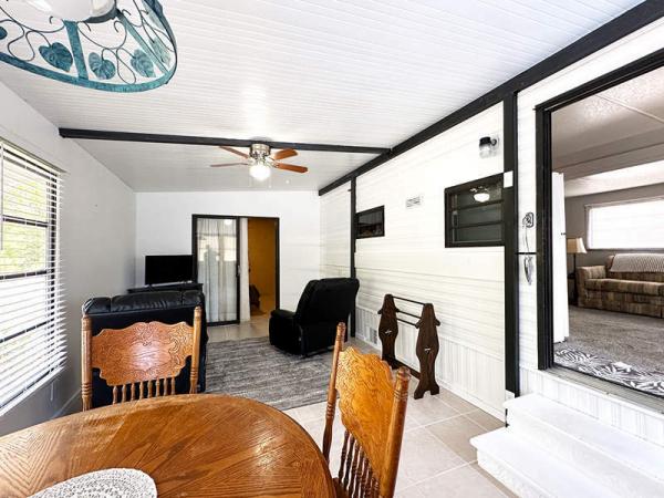 1983 Krop Manufactured Home