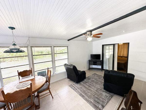 1983 Krop Manufactured Home