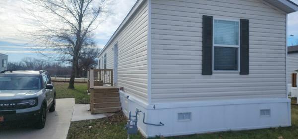 Photo 1 of 2 of home located at 4 Birch Lane Pittsburg, KS 66762