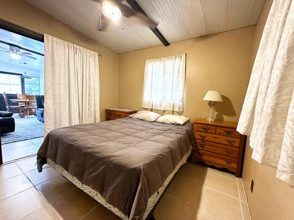 1983 Krop Manufactured Home