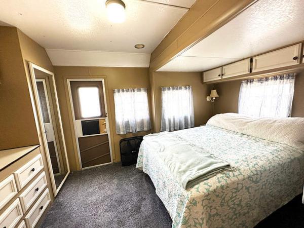 1983 Krop Manufactured Home