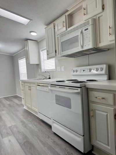 Photo 5 of 14 of home located at 151 Coconut St. Davenport, FL 33897