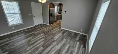 Photo 5 of 17 of home located at 6539 Townsend Rd, #307 Jacksonville, FL 32244