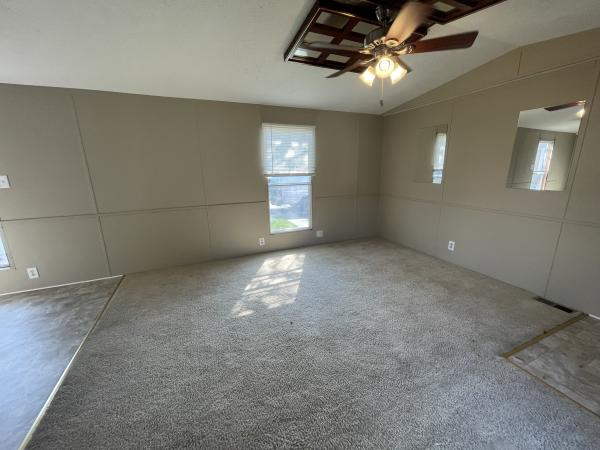 1999 Four Seasons WH 105 Mobile Home