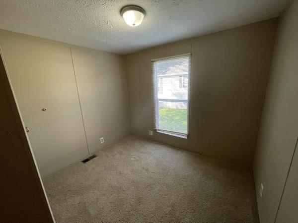 1999 Four Seasons WH 105 Mobile Home