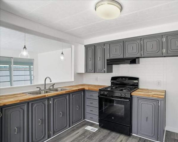 1974 Gentry Manufactured Home