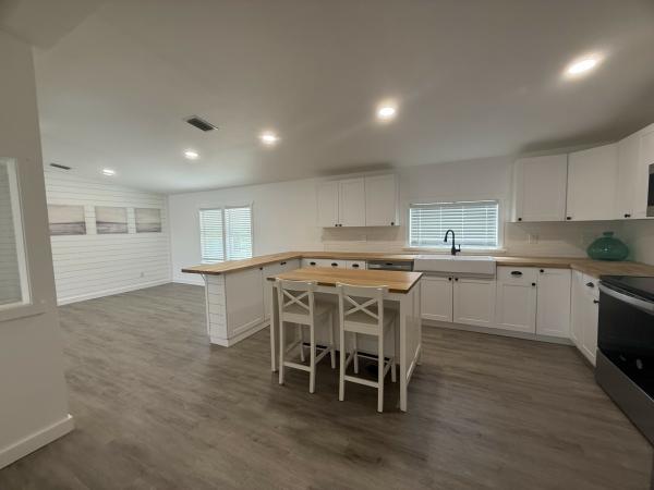 1984 El Dorado HS Mobile Home