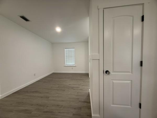 1984 El Dorado HS Mobile Home