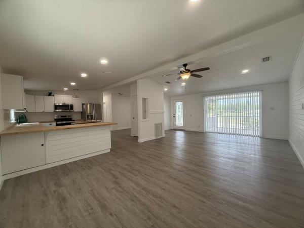 1984 El Dorado HS Mobile Home